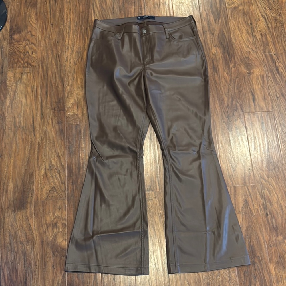 Hollister Brown Faux Leather Flare Pants - 17/33